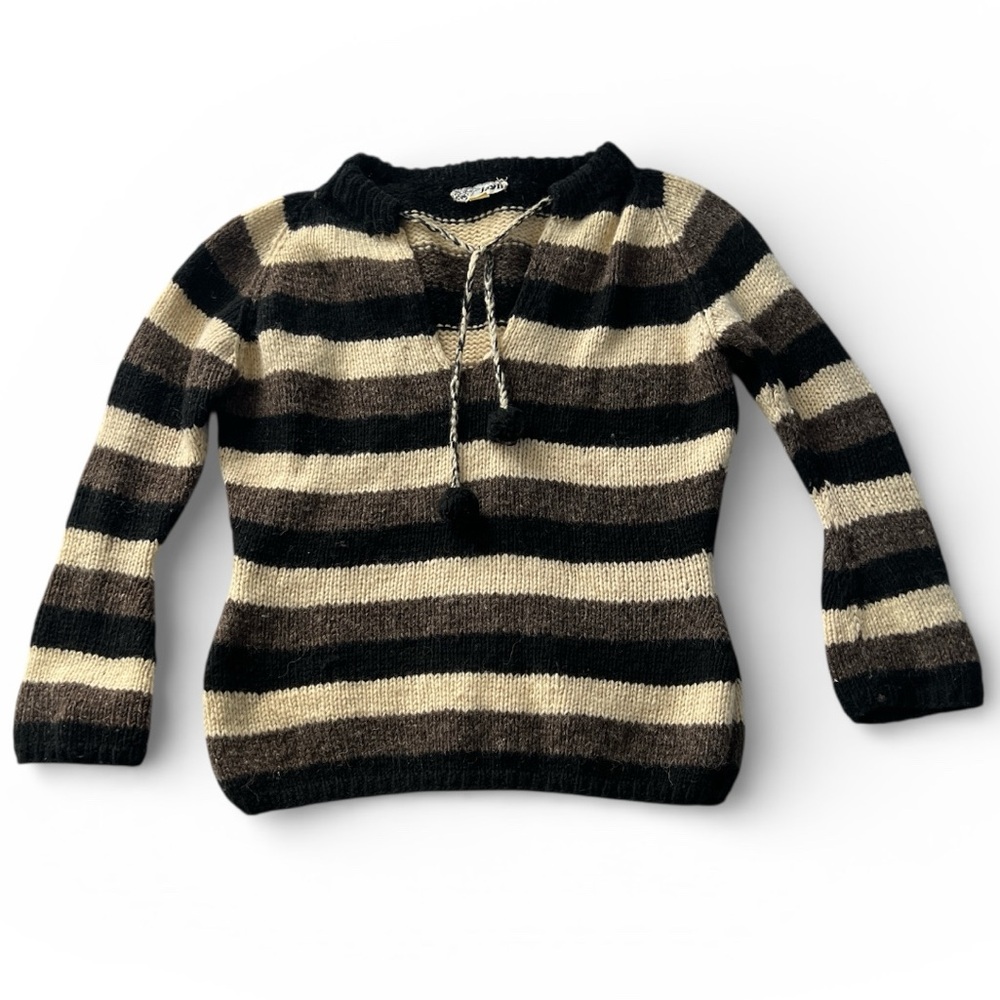 Jayli Black and Brown Striped V-Neck Vintage Sweater est size - L